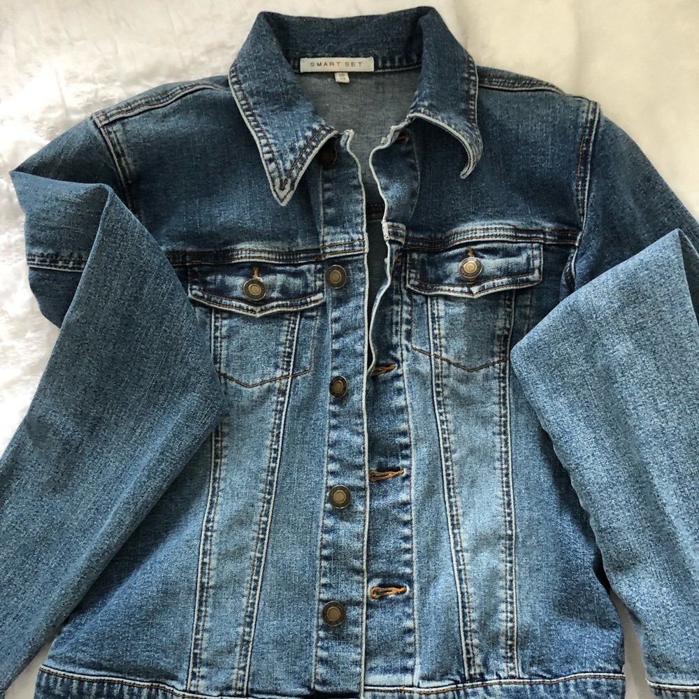 Jean Jacket - Picture 3 of 4